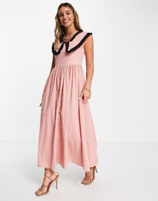 Ghospell sleeveless midi dress with contrast collar in pink gingham Ghospell